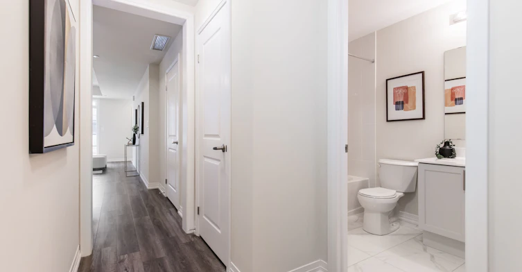 112-1597 Rose Way, Milton, ON, L9E 1N4 - 30