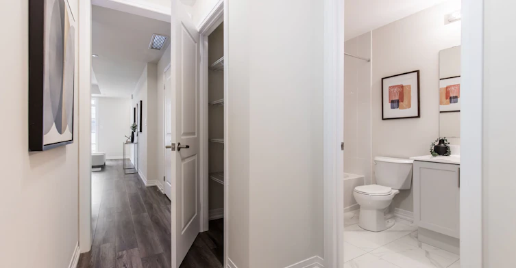 112-1597 Rose Way, Milton, ON, L9E 1N4 - 22