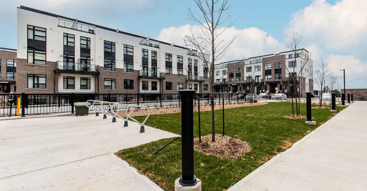 112-1597 Rose Way, Milton, ON, L9E 1N4 - 36