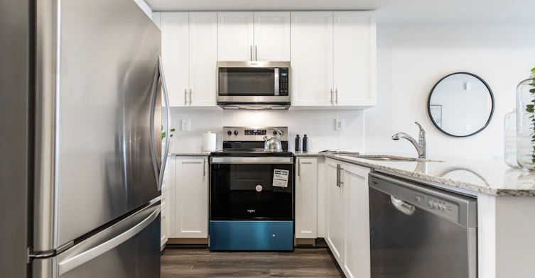 112-1597 Rose Way, Milton, ON, L9E 1N4 - 15