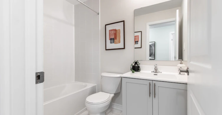 112-1597 Rose Way, Milton, ON, L9E 1N4 - 23
