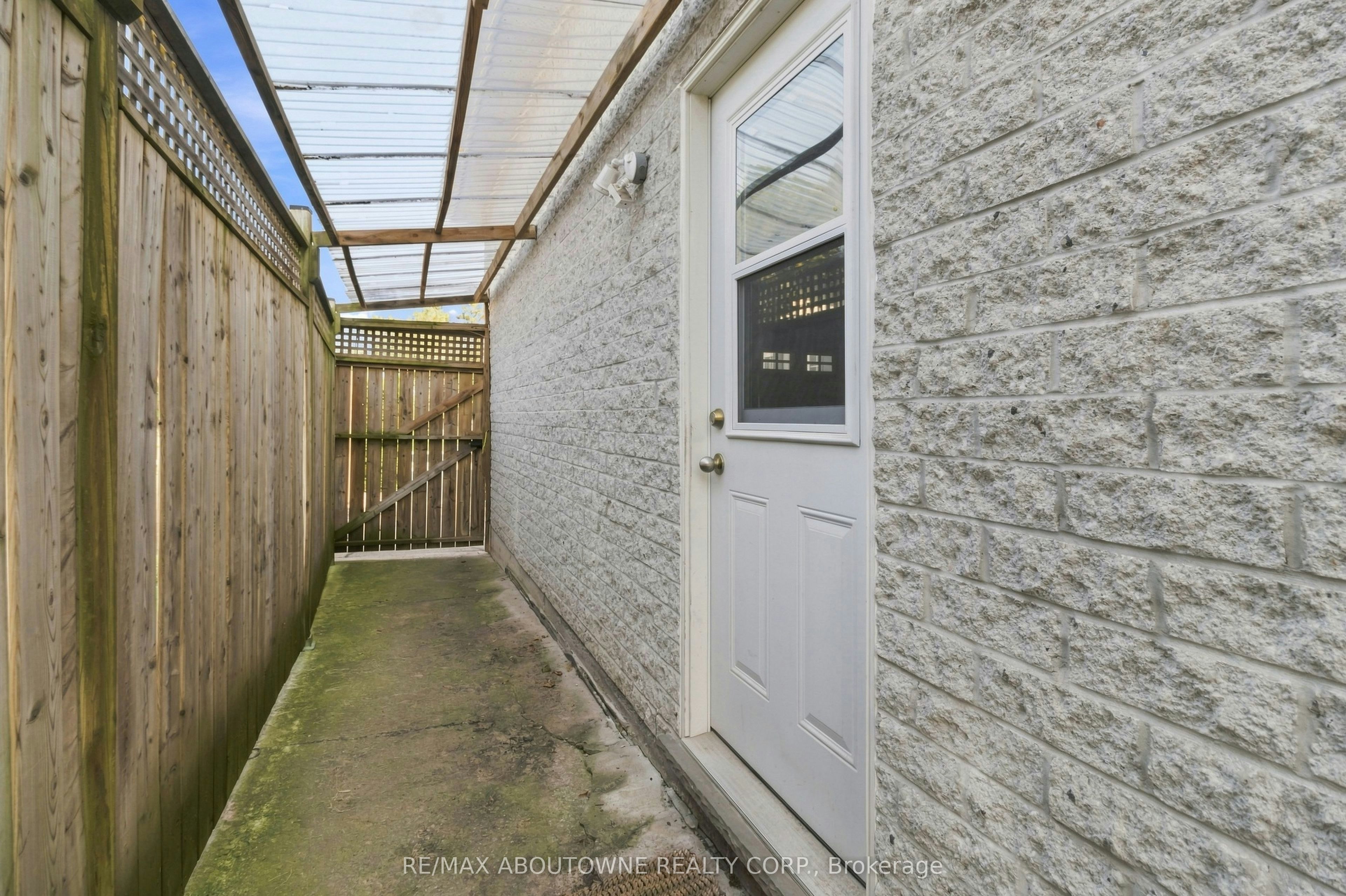 BASEMENT-143 Mccraney Street W, Oakville, ON, L6H 1H5 - 31