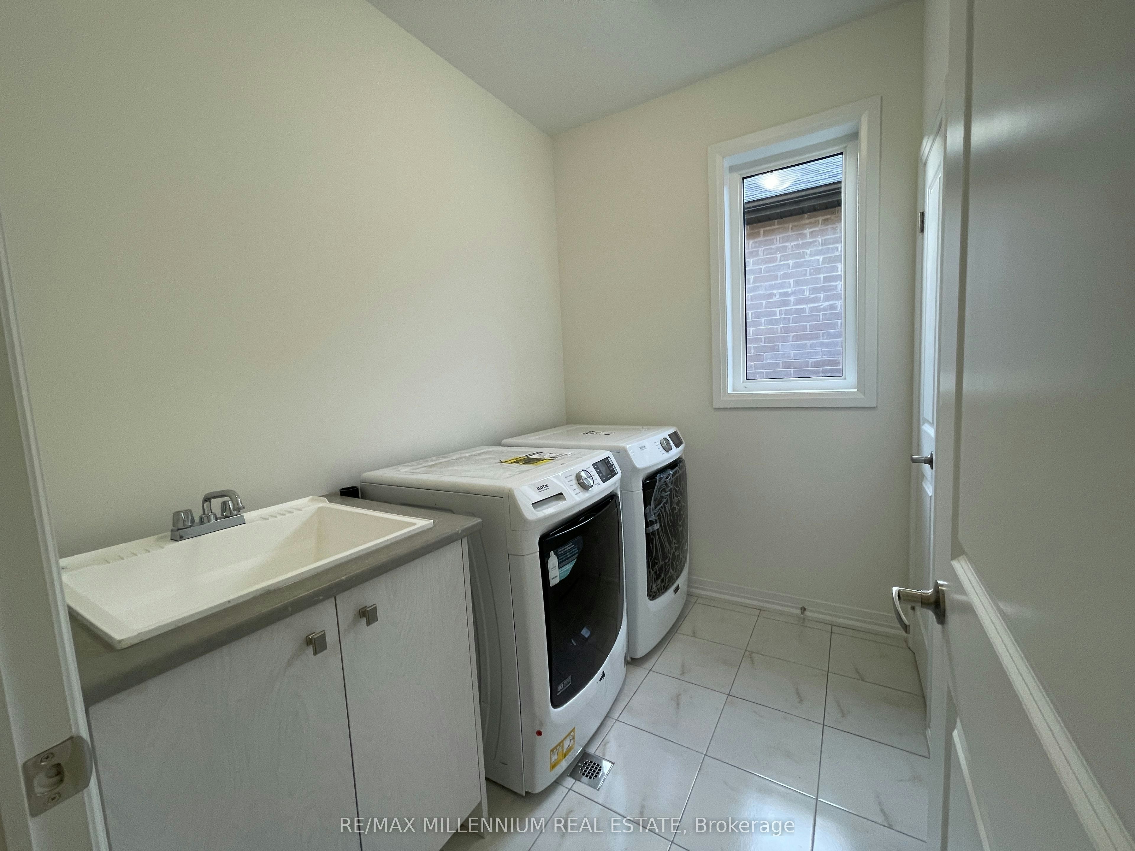 13 Haydrop Road, Brampton, ON, L6P 4P2 - 17