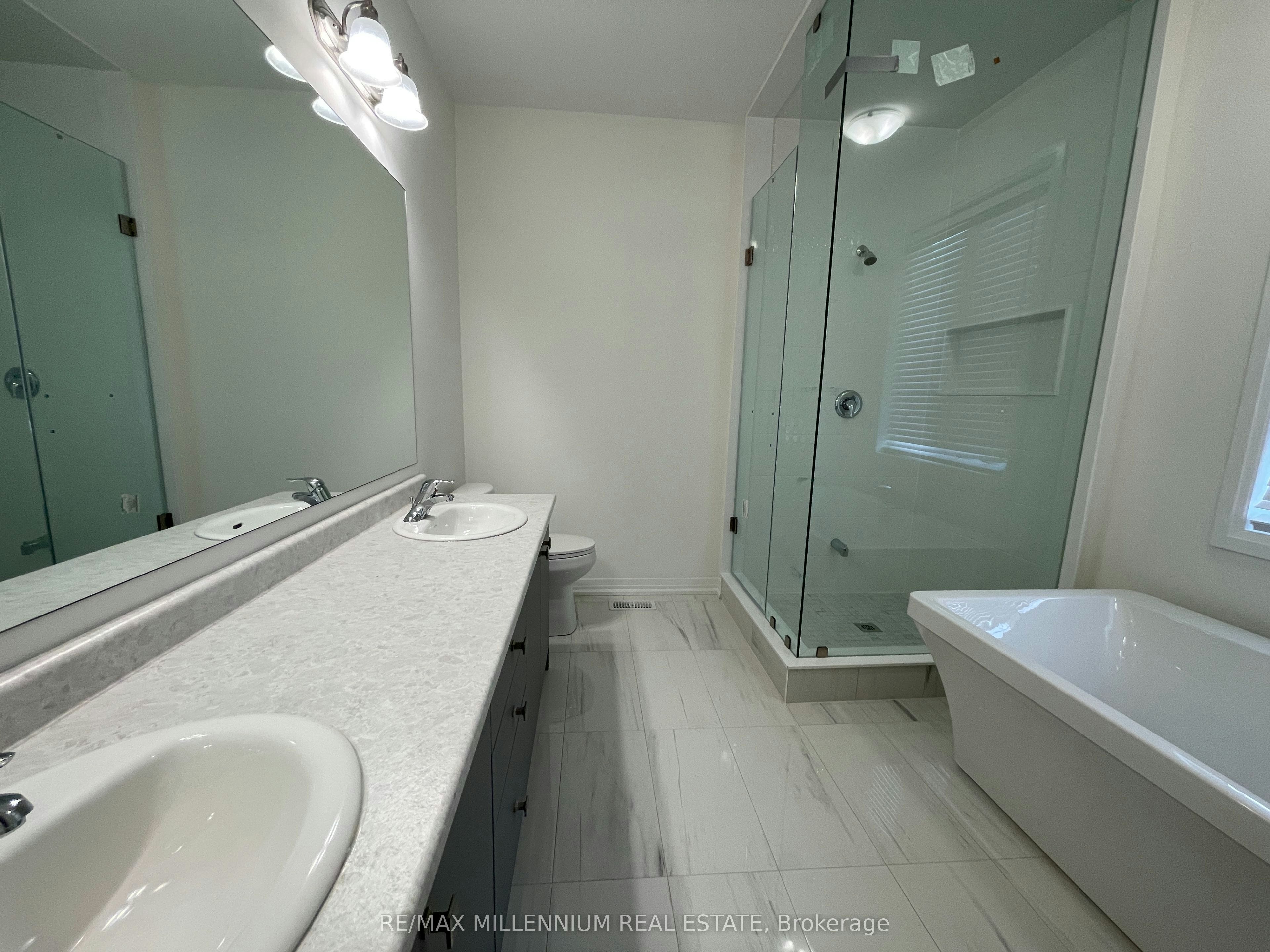 13 Haydrop Road, Brampton, ON, L6P 4P2 - 11