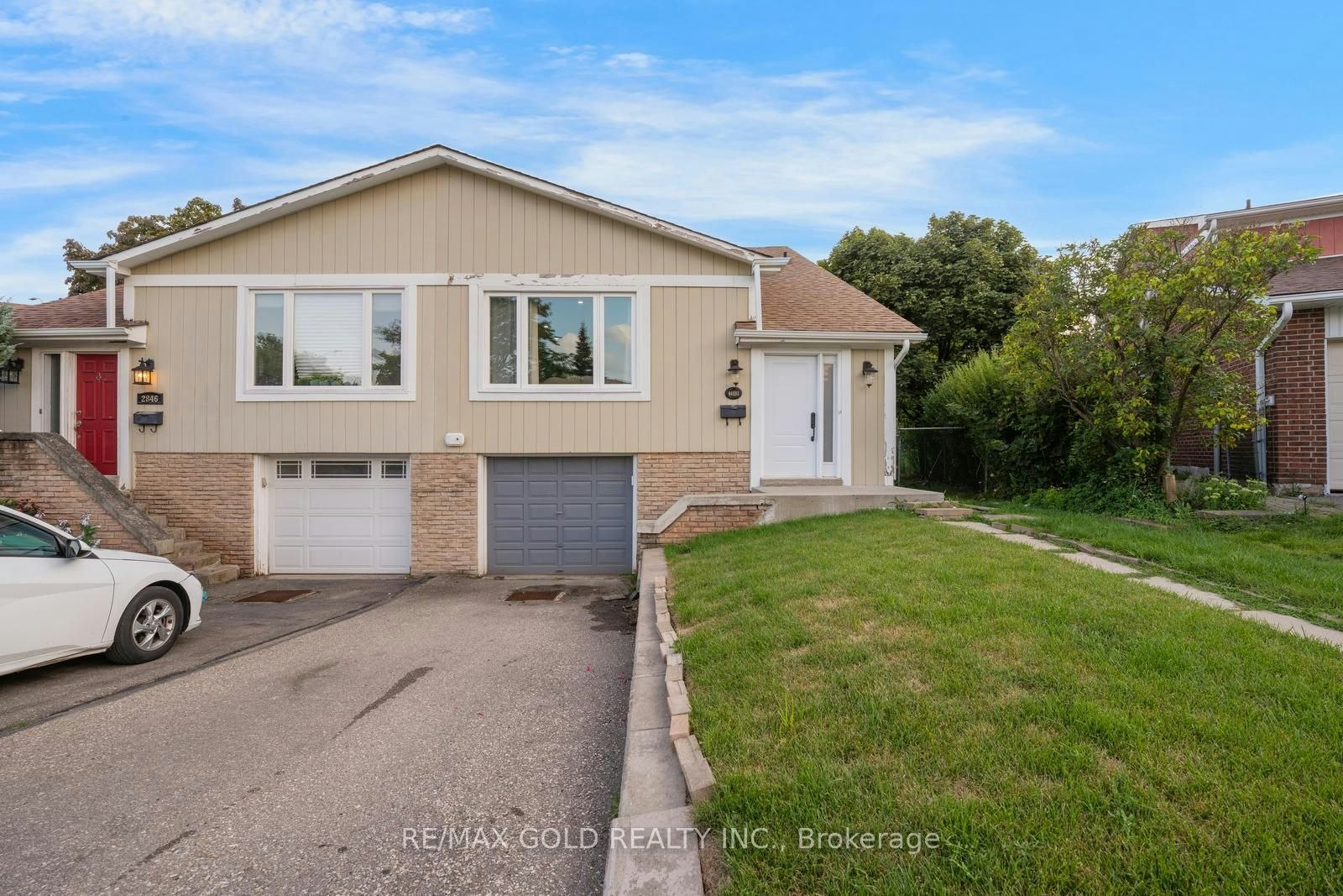 2848 Bucklepost Crescent, Mississauga, ON, L5N 1X5 - 2