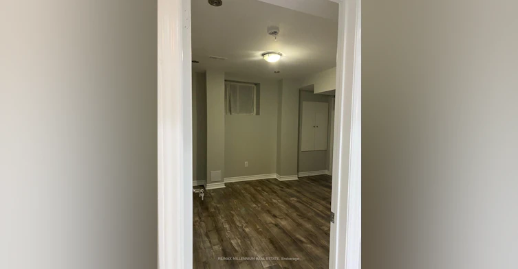 35 Southlake Boulevard, Brampton, ON, L6V 4P4 - 2