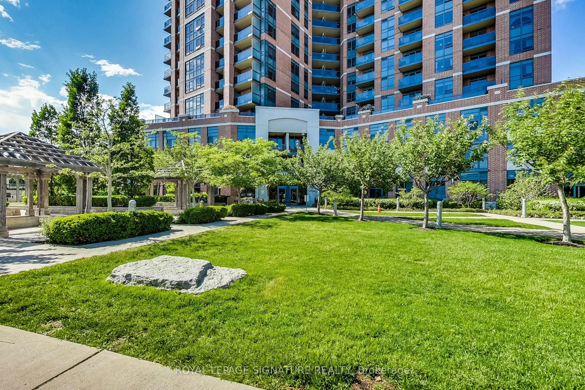 1319-60 Heintzman Street, Toronto, ON, M6P 5A1 - 47