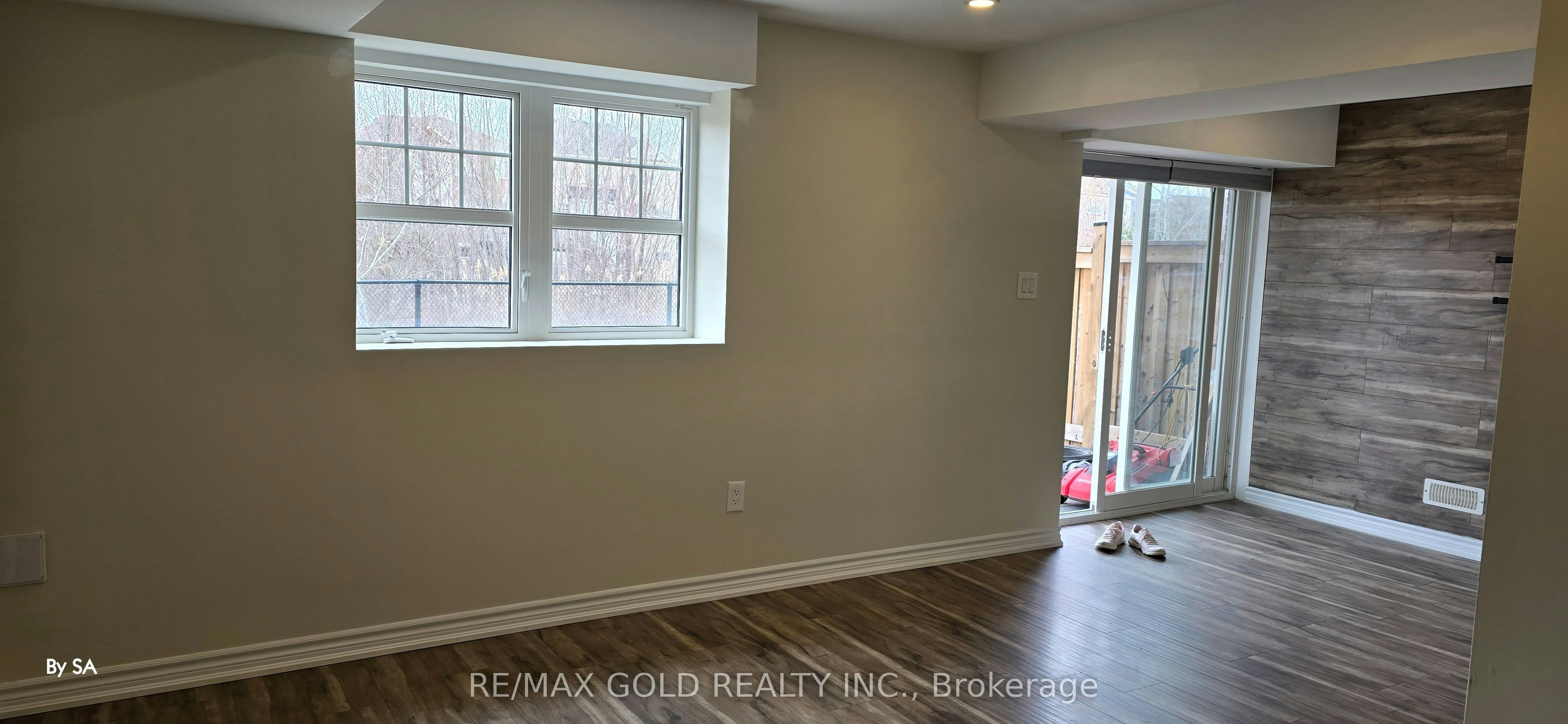 1226 Duignan (Lower) Crescent, Milton, ON, L9E 1C2 - 11