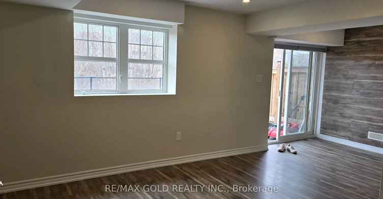 1226 Duignan (Lower) Crescent, Milton, ON, L9E 1C2 - 11