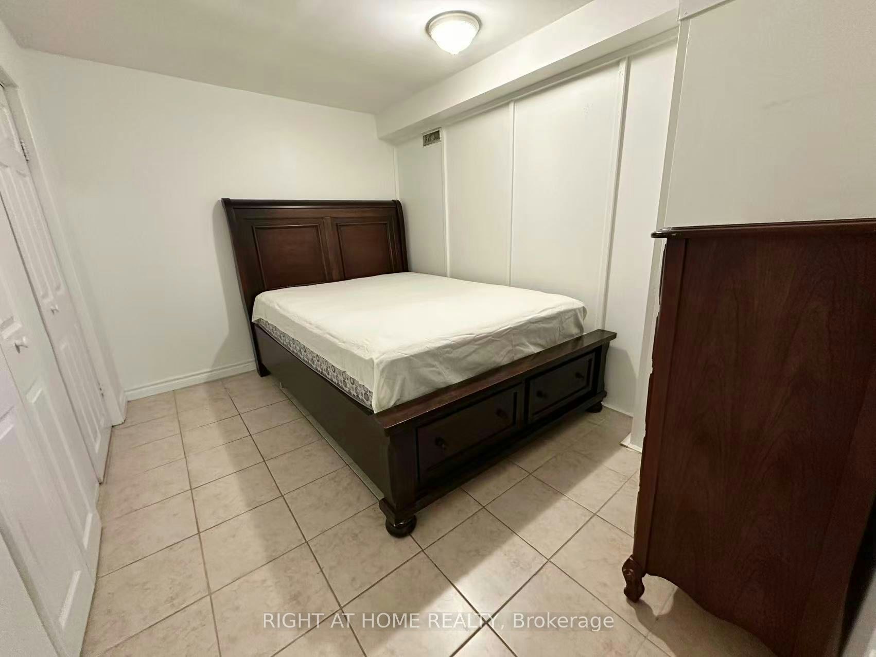 Lower-4125 Bishopstoke Lane, Mississauga, ON, L4Z 1J1 - 5