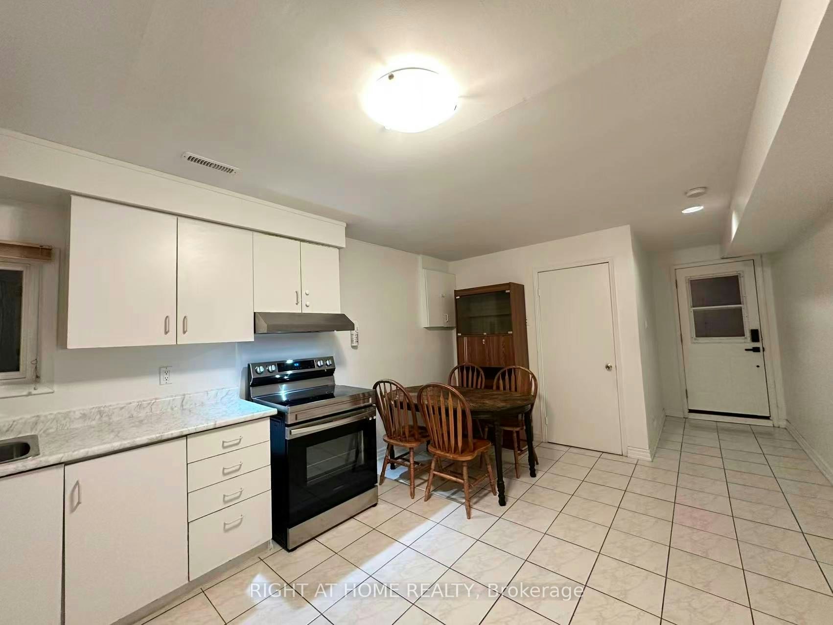 Lower-4125 Bishopstoke Lane, Mississauga, ON, L4Z 1J1 - 3