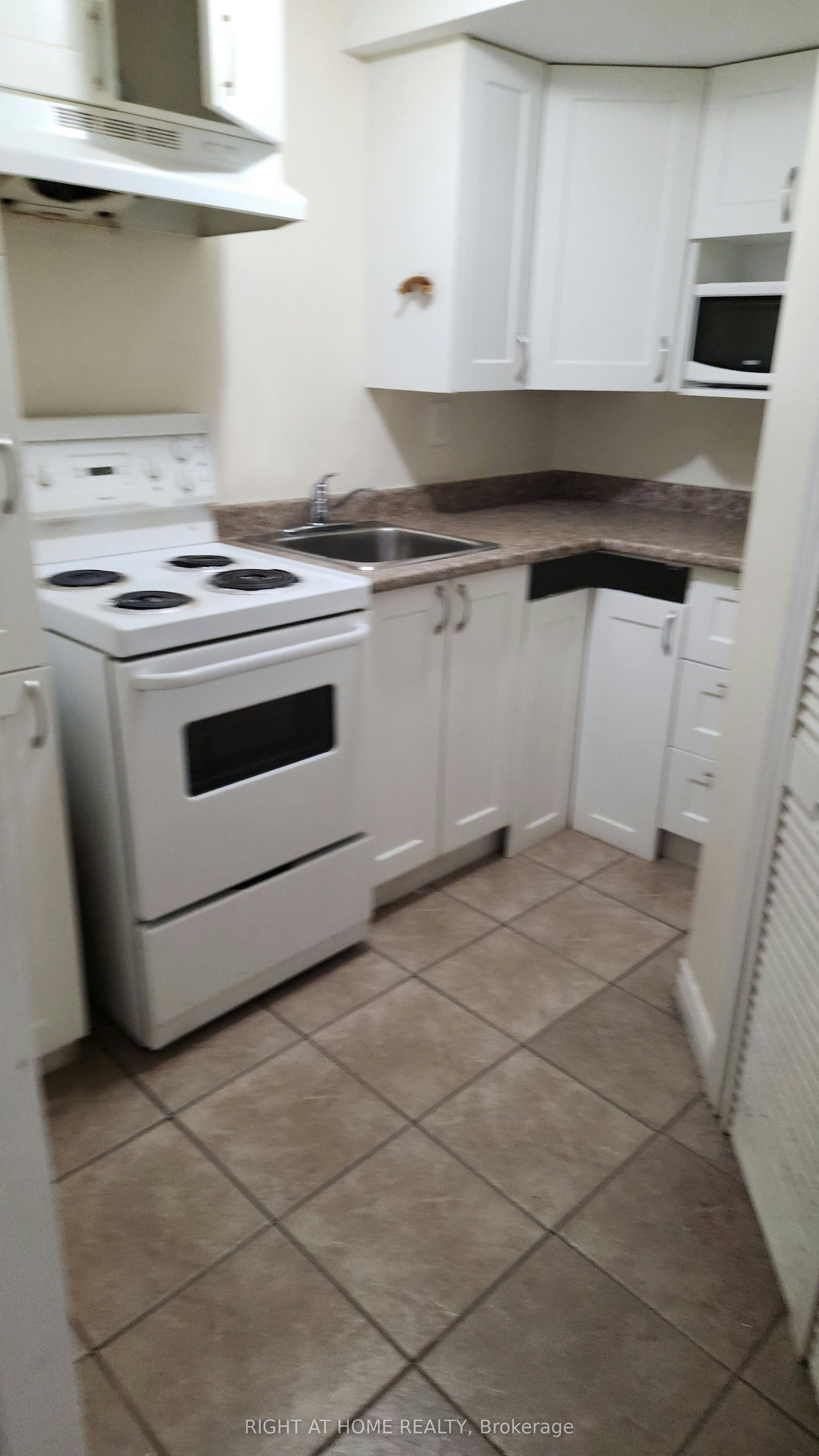 43 Devonsleigh Drive, Brampton, ON, L7A 3S3 - 16