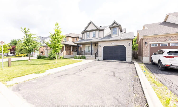 7 Graham Crescent
