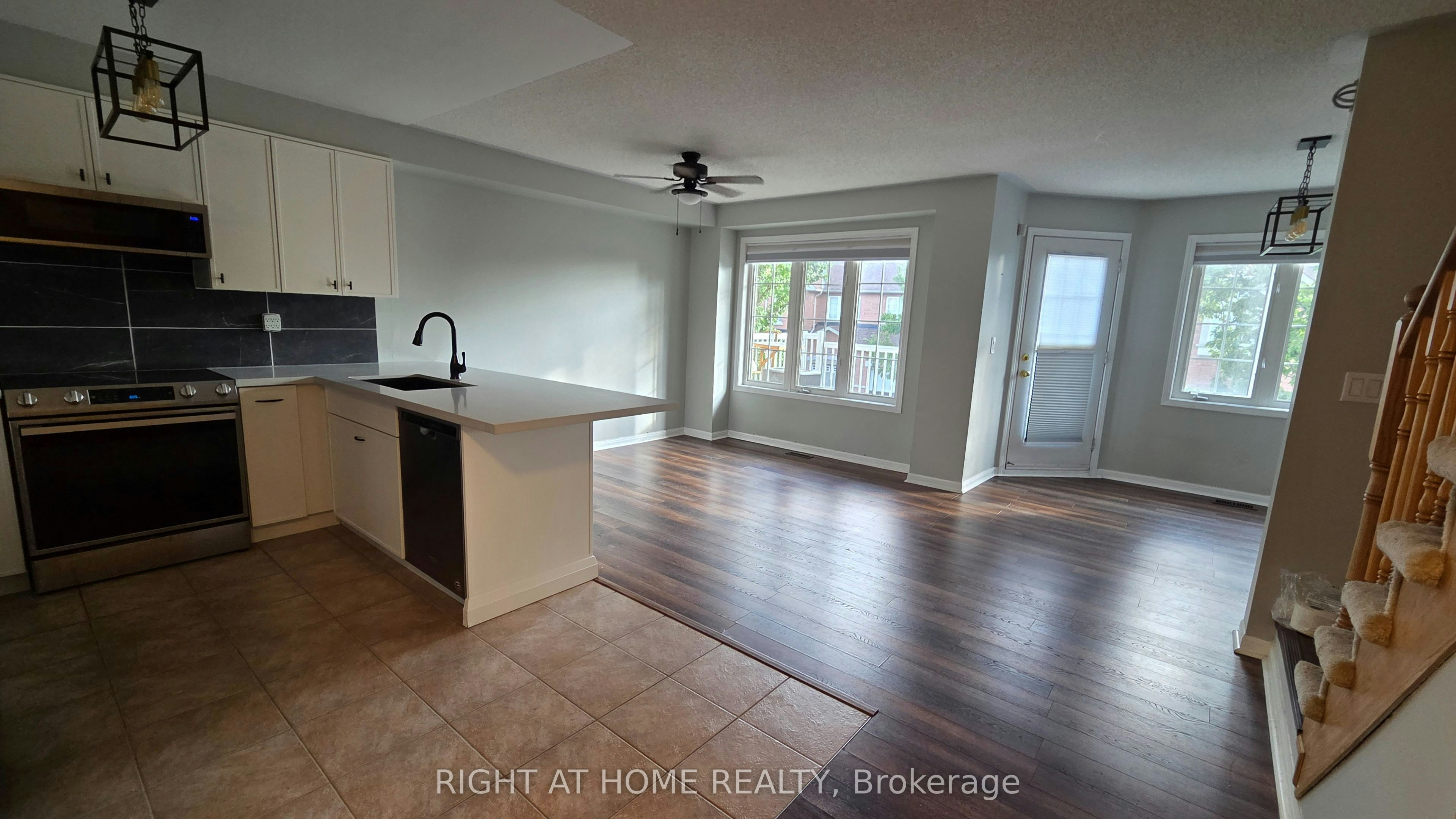 114-620 Ferguson Drive, Milton, ON, L9T 0M6 - 3