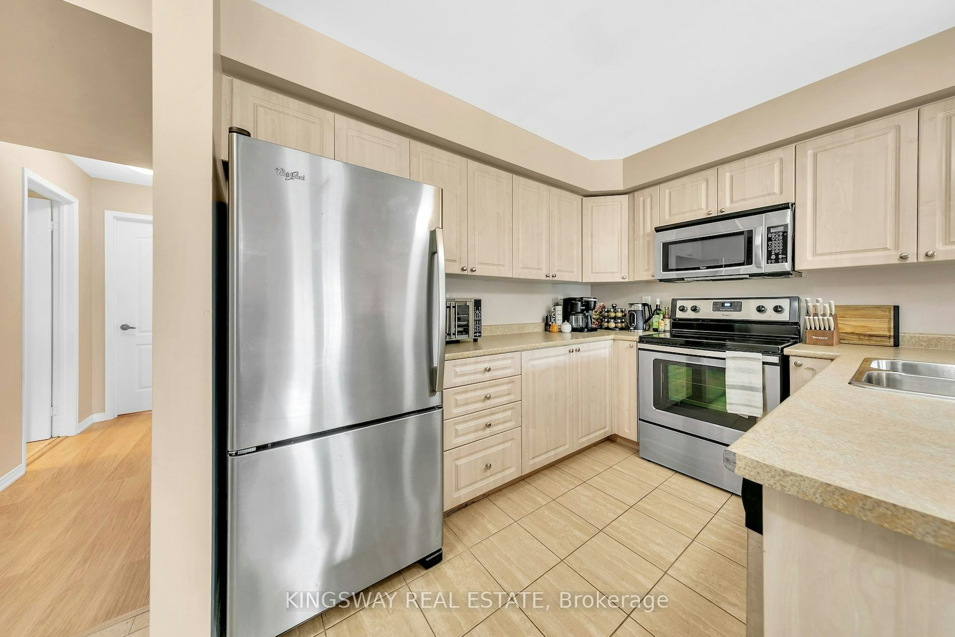 6-2557 Sixth Line, Oakville, ON, L6H 0H7 - 11