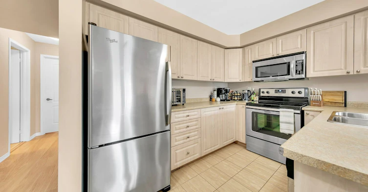 6-2557 Sixth Line, Oakville, ON, L6H 0H7 - 11
