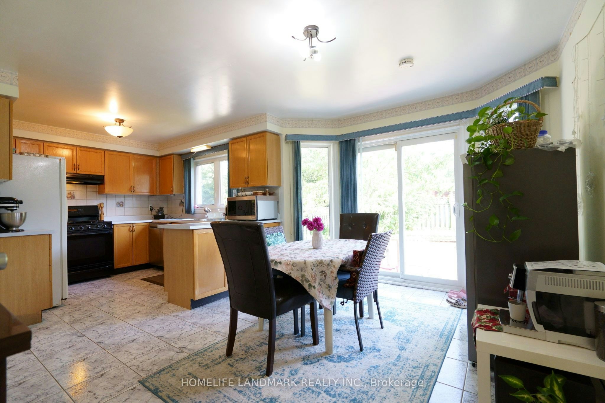 2914 Peacock Drive, Mississauga, ON, L5M 5S2 - 5