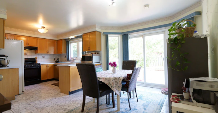 2914 Peacock Drive, Mississauga, ON, L5M 5S2 - 5