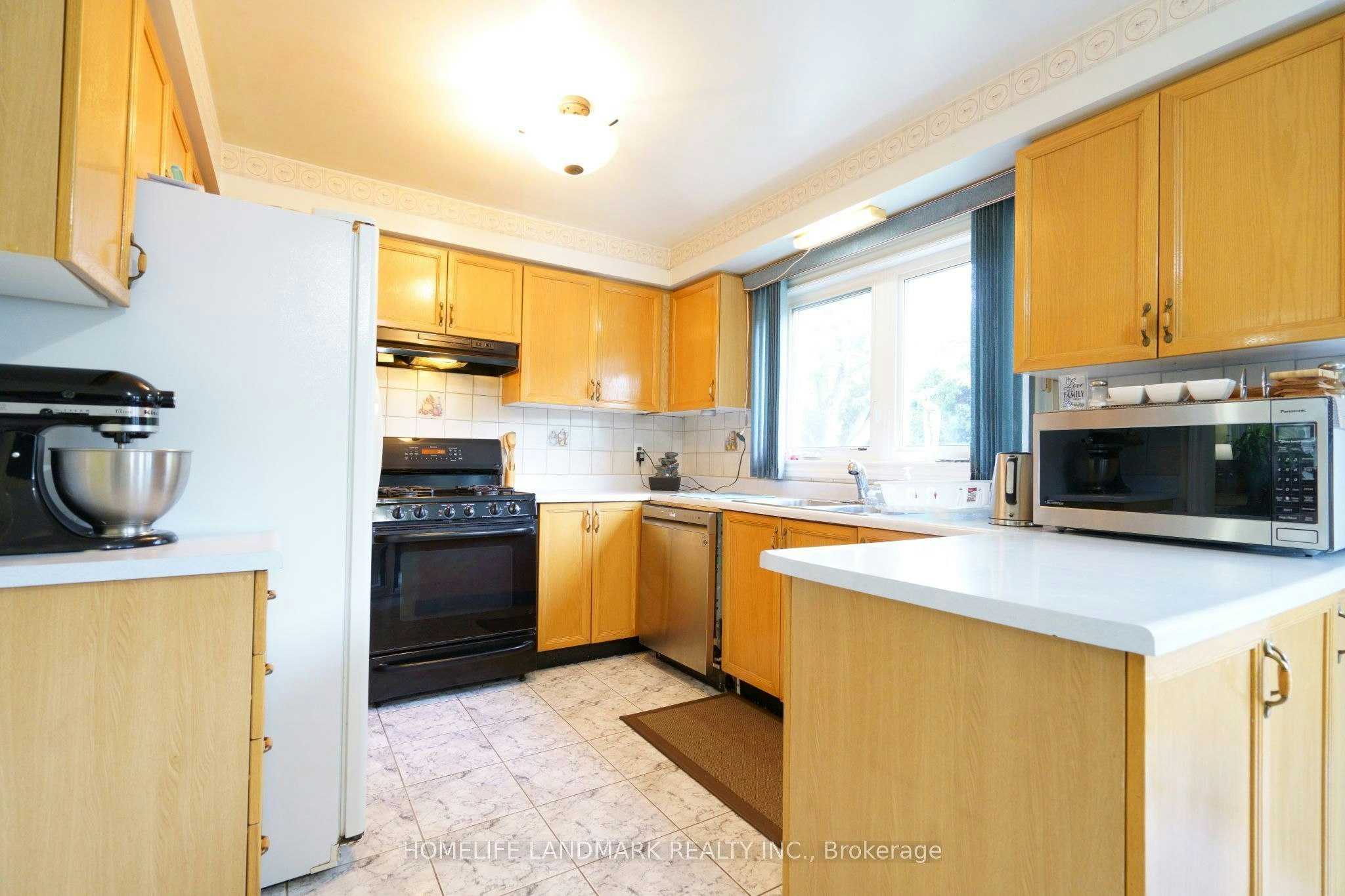 2914 Peacock Drive, Mississauga, ON, L5M 5S2 - 6
