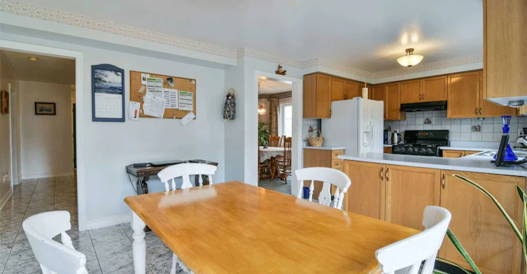 2914 Peacock Drive, Mississauga, ON, L5M 5S2 - 4