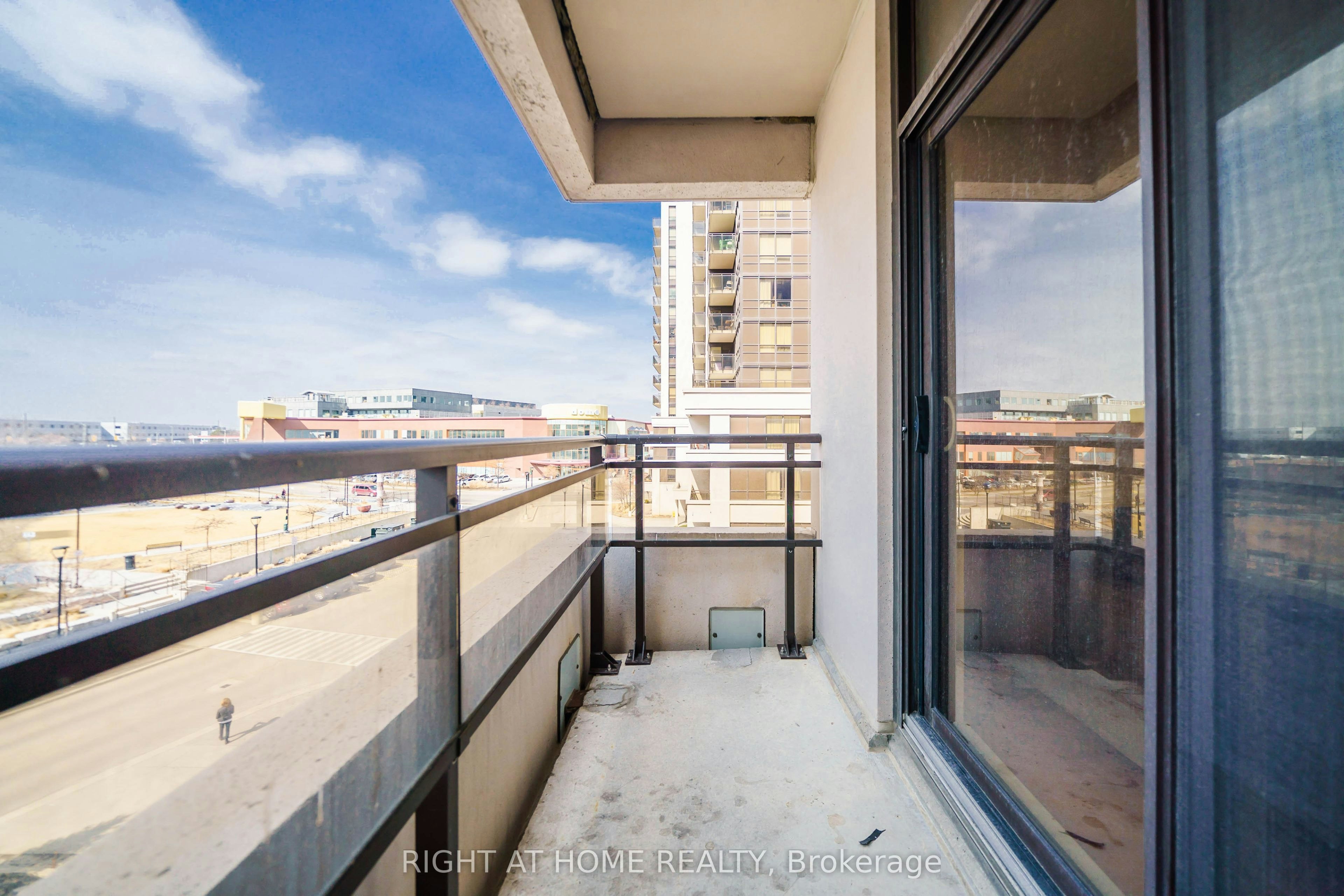 305-1060 Sheppard Avenue W, Toronto, ON, M3J 0G7 - 24