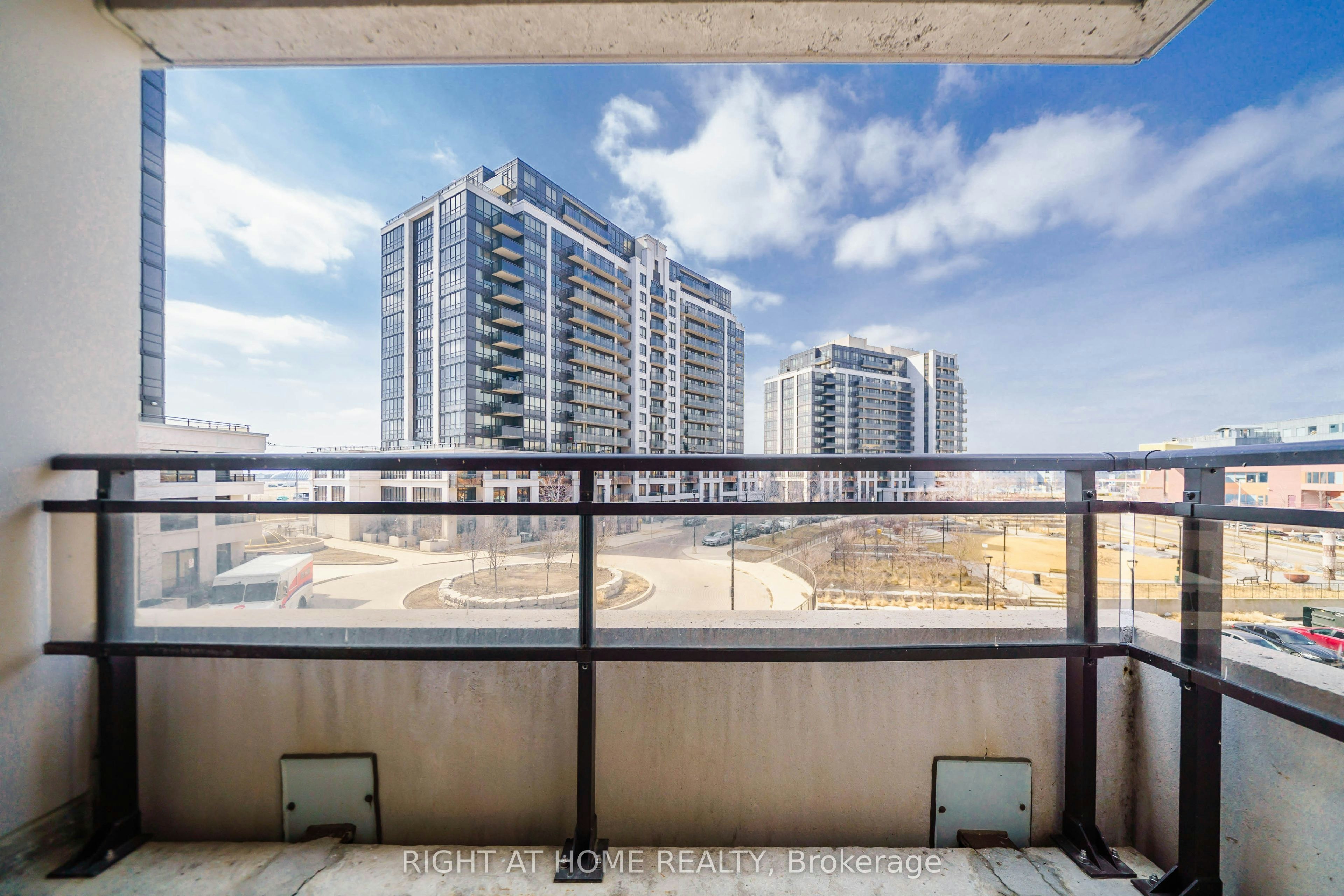 305-1060 Sheppard Avenue W, Toronto, ON, M3J 0G7 - 22