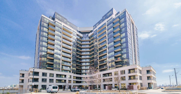305-1060 Sheppard Avenue W, Toronto, ON, M3J 0G7