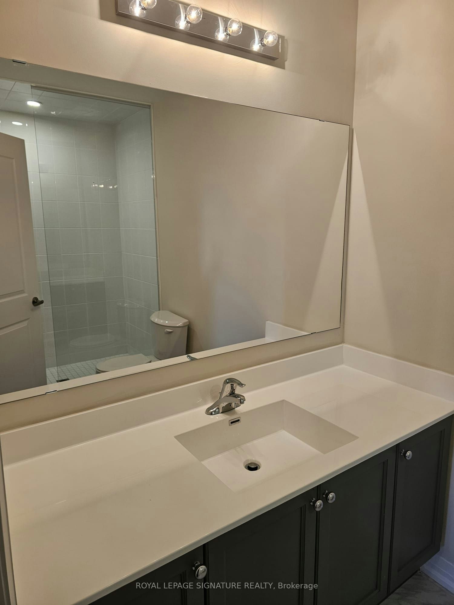 121-1589 Rose Way, Milton, ON, L9E 1N4 - 19