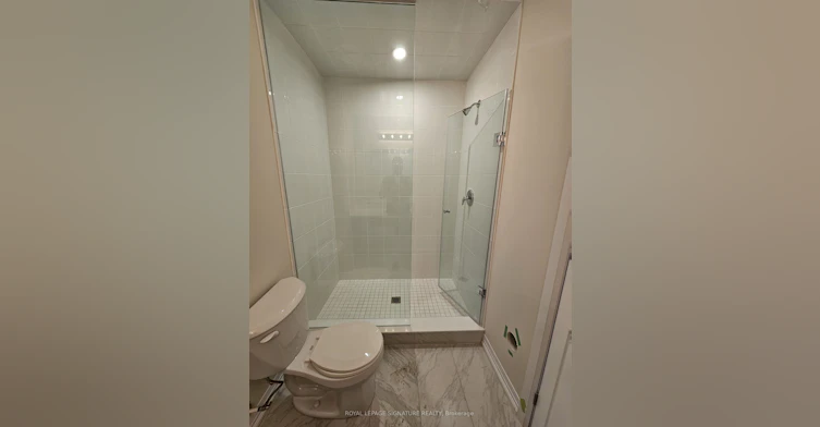 121-1589 Rose Way, Milton, ON, L9E 1N4 - 17