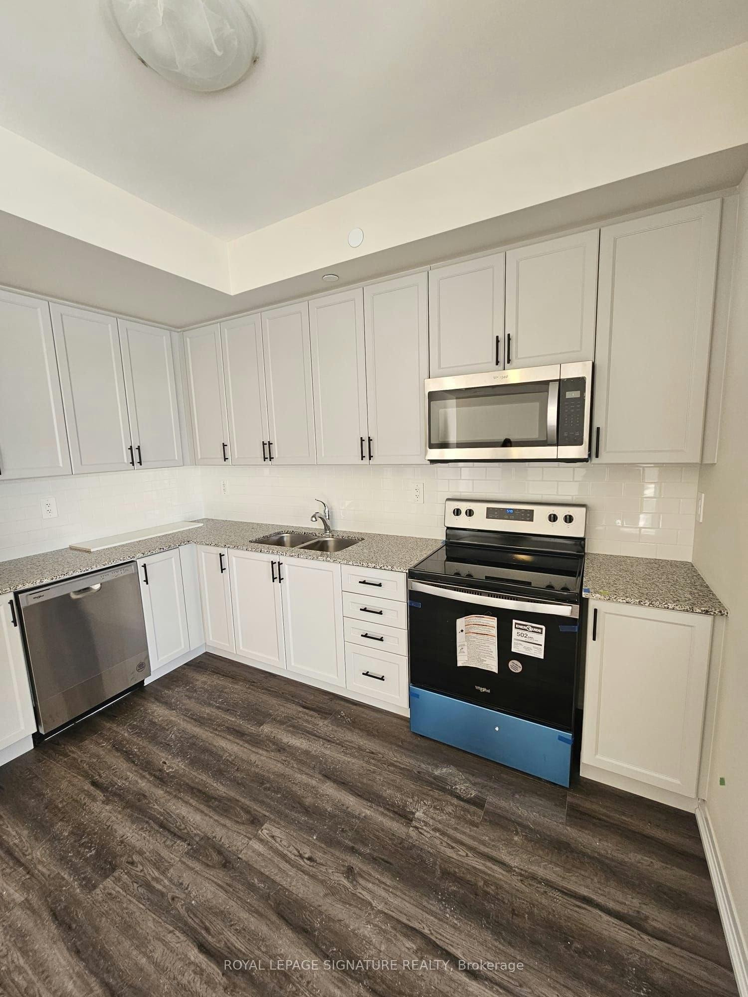 121-1589 Rose Way, Milton, ON, L9E 1N4 - 6