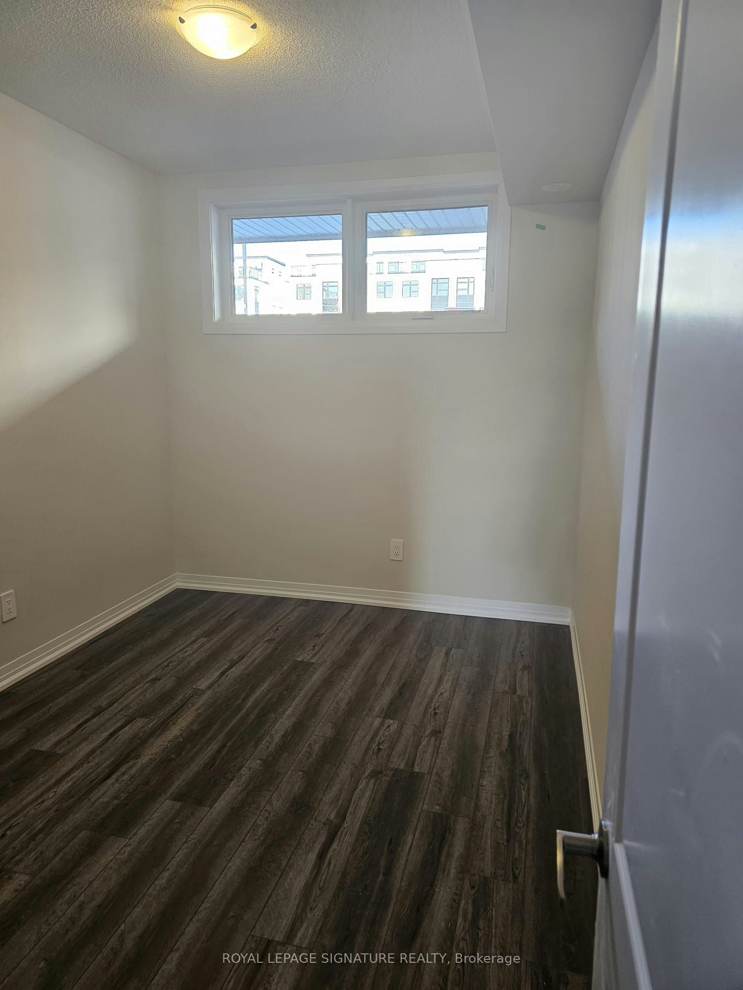 121-1589 Rose Way, Milton, ON, L9E 1N4 - 14