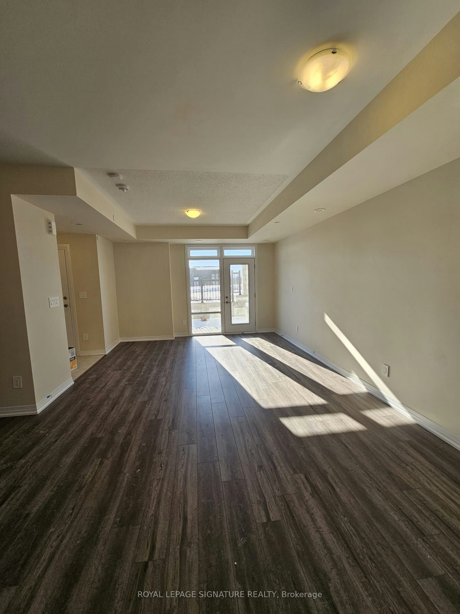 121-1589 Rose Way, Milton, ON, L9E 1N4 - 2