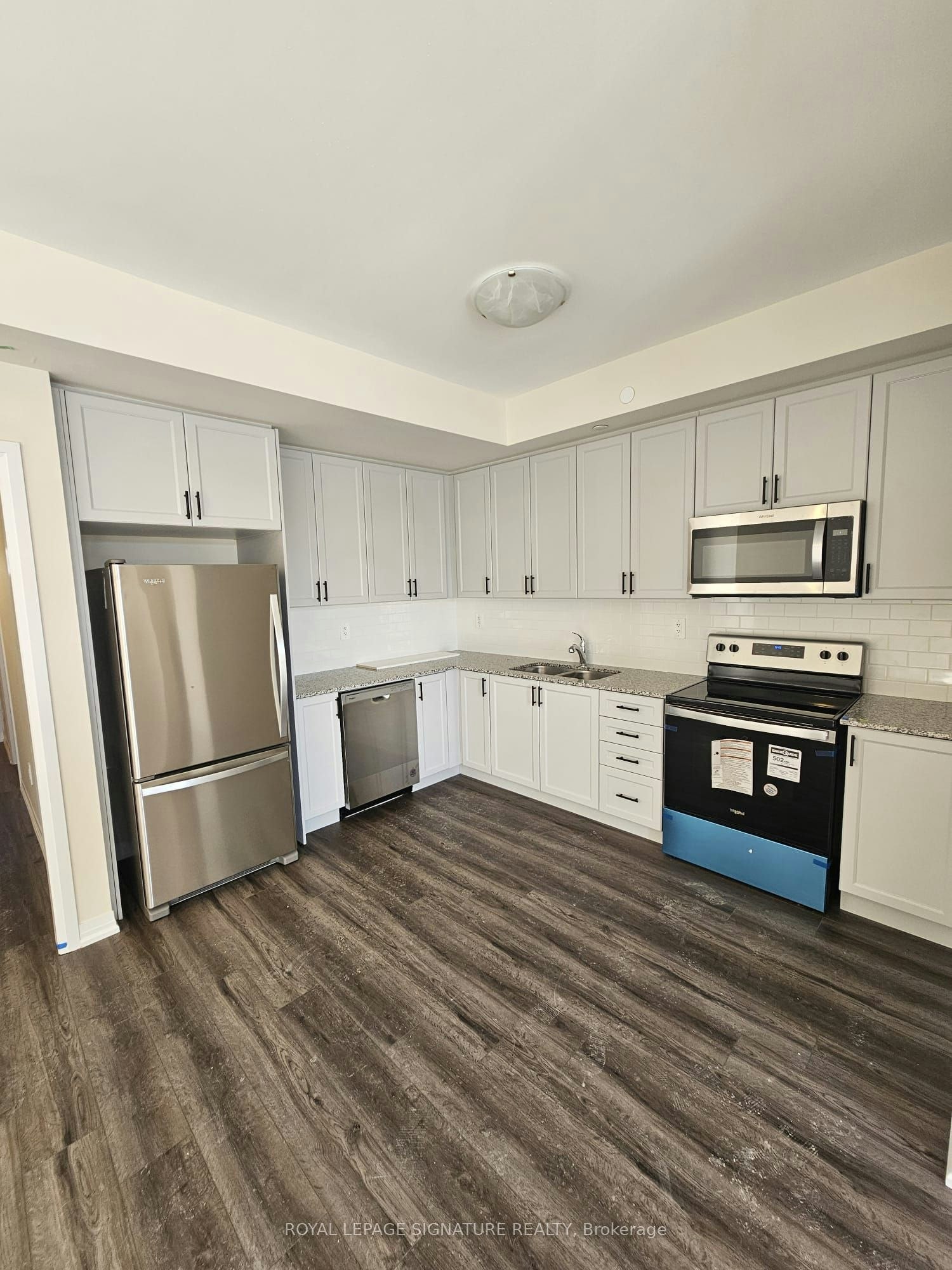 121-1589 Rose Way, Milton, ON, L9E 1N4 - 4