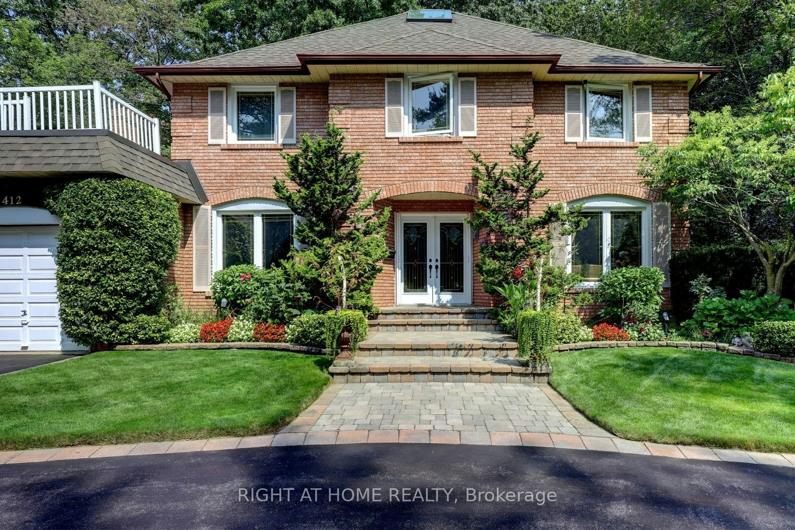 1412 Carmen Drive, Mississauga, ON, L5G 3Z1