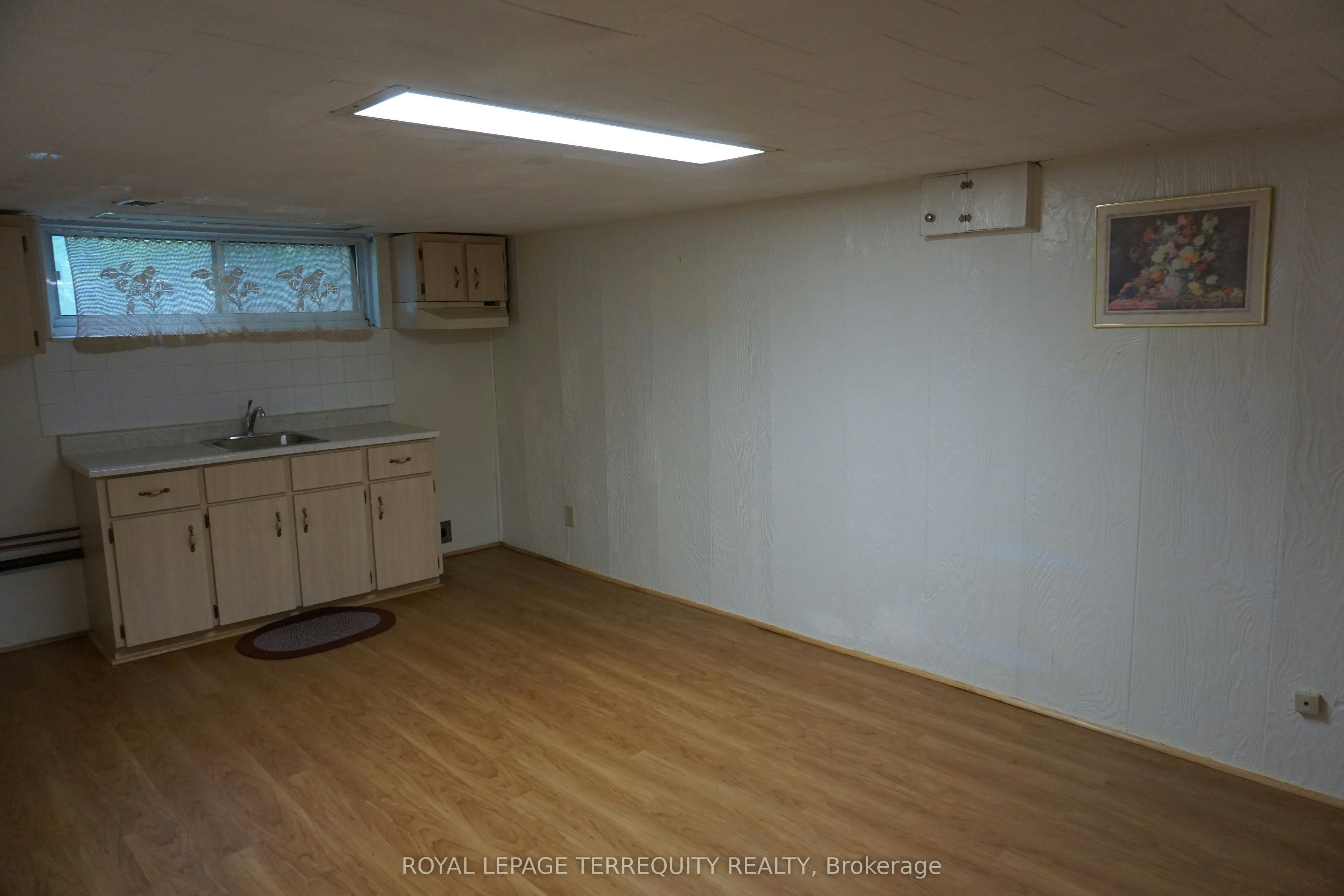 1411 Islington Avenue, Toronto, ON, M9A 3K5 - 5