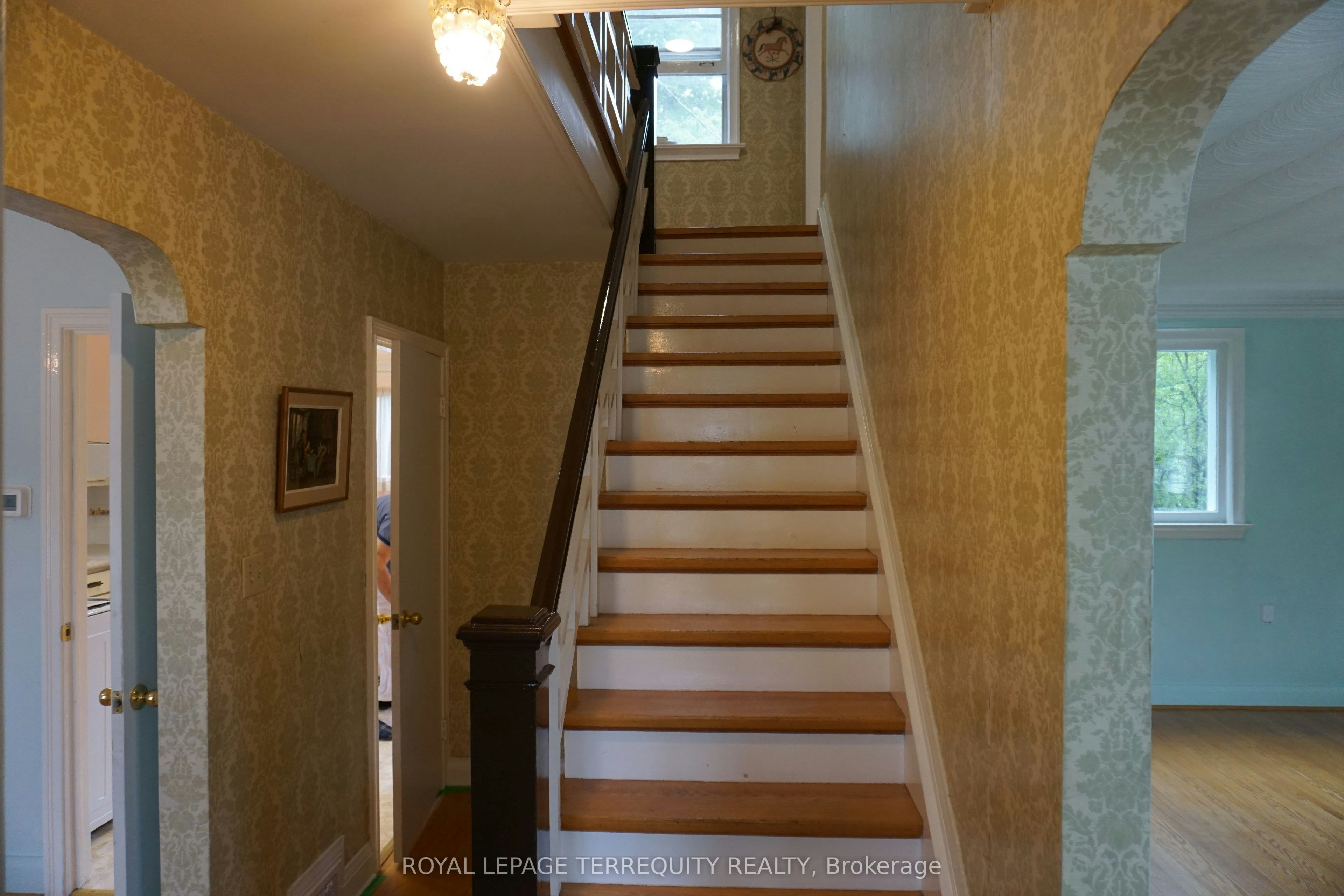 1411 Islington Avenue, Toronto, ON, M9A 3K5 - 3