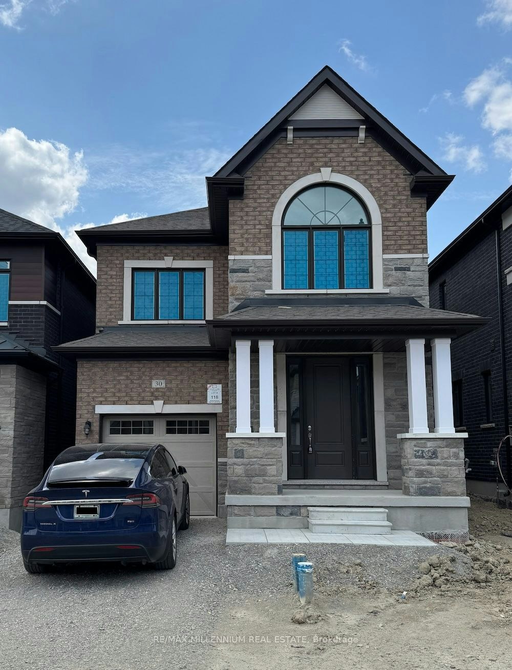 BSMT-30 Boswell Drive, Brampton, ON, L6P 3V1