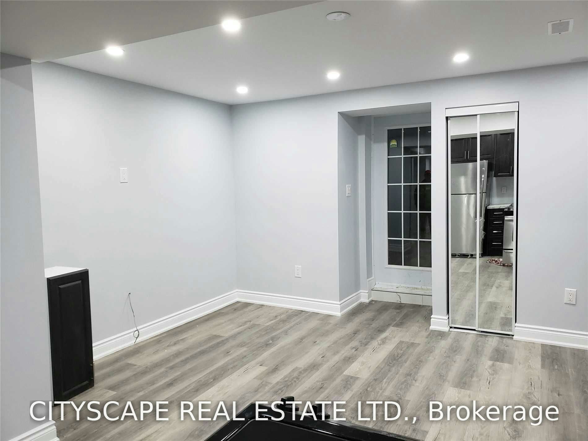 Bsmt-5520 Prosper Circuit, Mississauga, ON, L5V 2E5 - 5