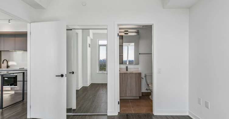 2403-2495 Eglinton Avenue W, Mississauga, ON, L5M 2T2 - 12