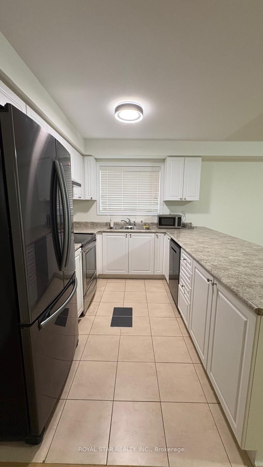 31-200 Veterans Drive S, Brampton, ON, L7A 4S6 - 2
