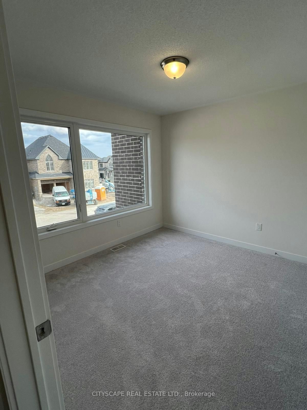 1470 Rose Way, Milton, ON, L9E 1V7 - 11