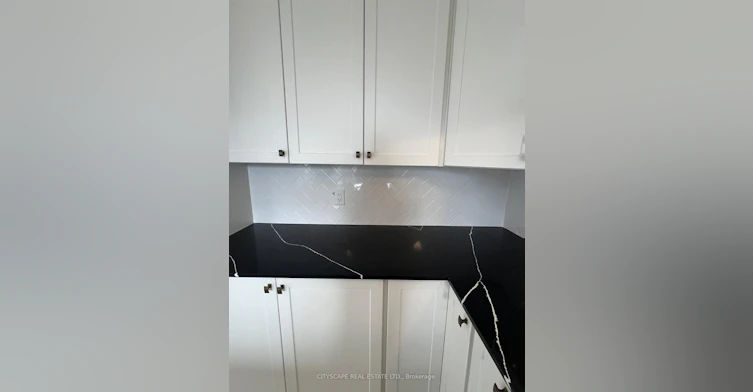 1470 Rose Way, Milton, ON, L9E 1V7 - 6