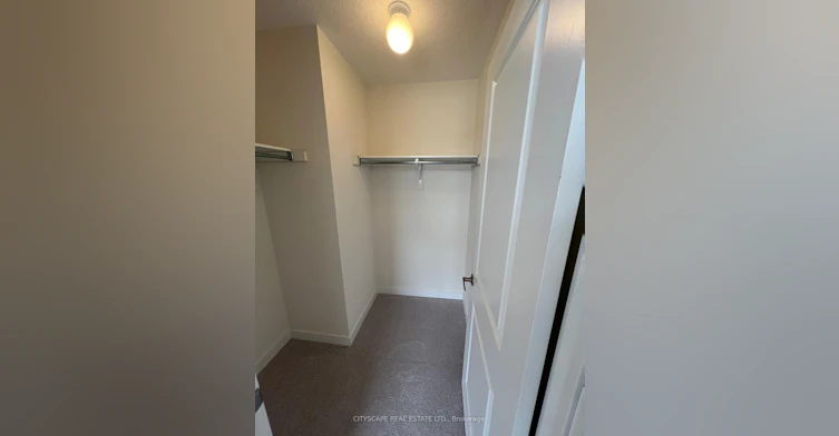 1470 Rose Way, Milton, ON, L9E 1V7 - 22