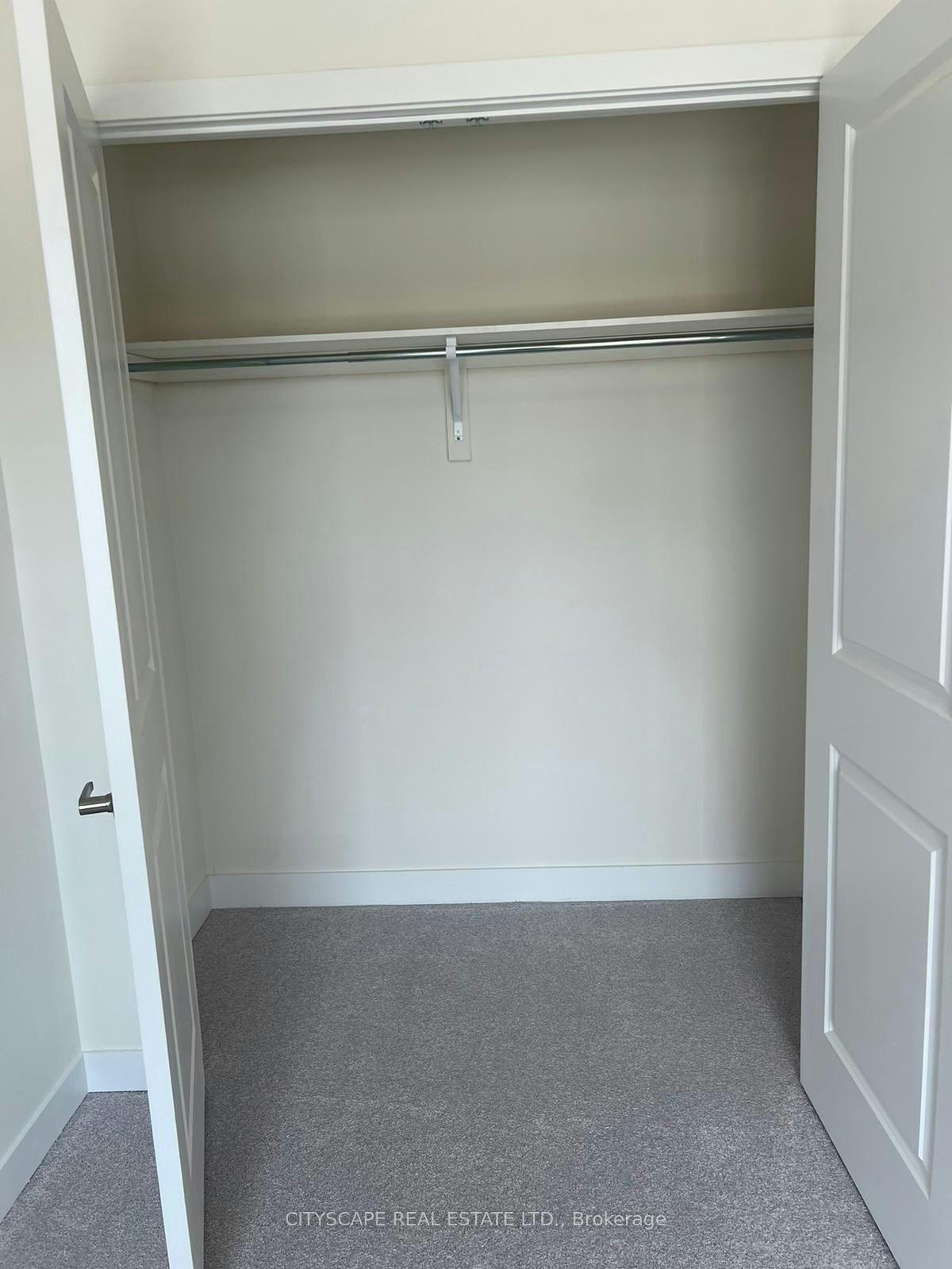 1470 Rose Way, Milton, ON, L9E 1V7 - 14