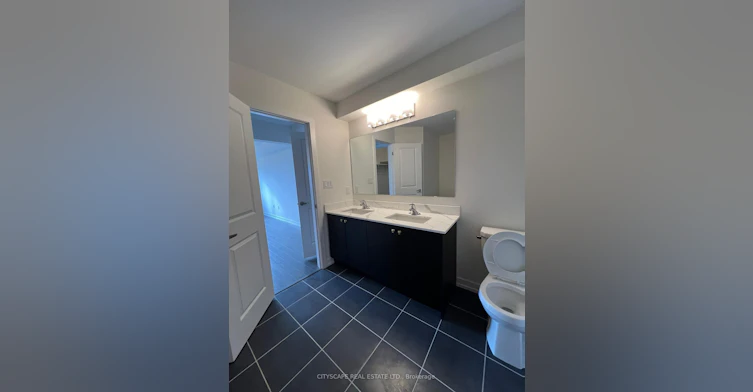 1470 Rose Way, Milton, ON, L9E 1V7 - 18