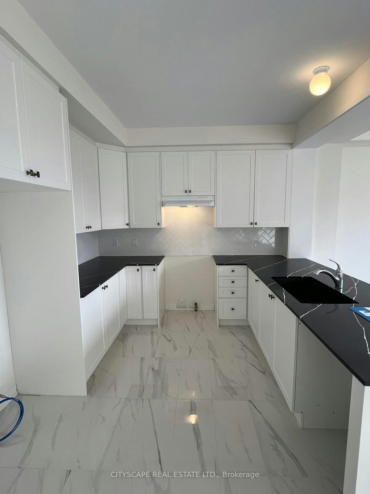 1470 Rose Way, Milton, ON, L9E 1V7 - 2