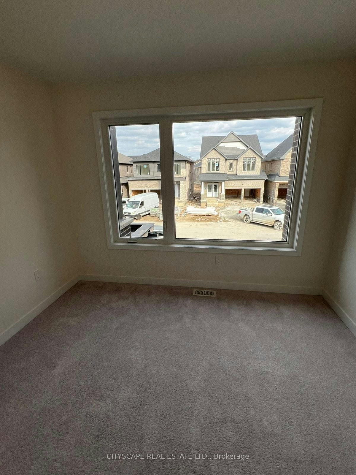 1470 Rose Way, Milton, ON, L9E 1V7 - 12