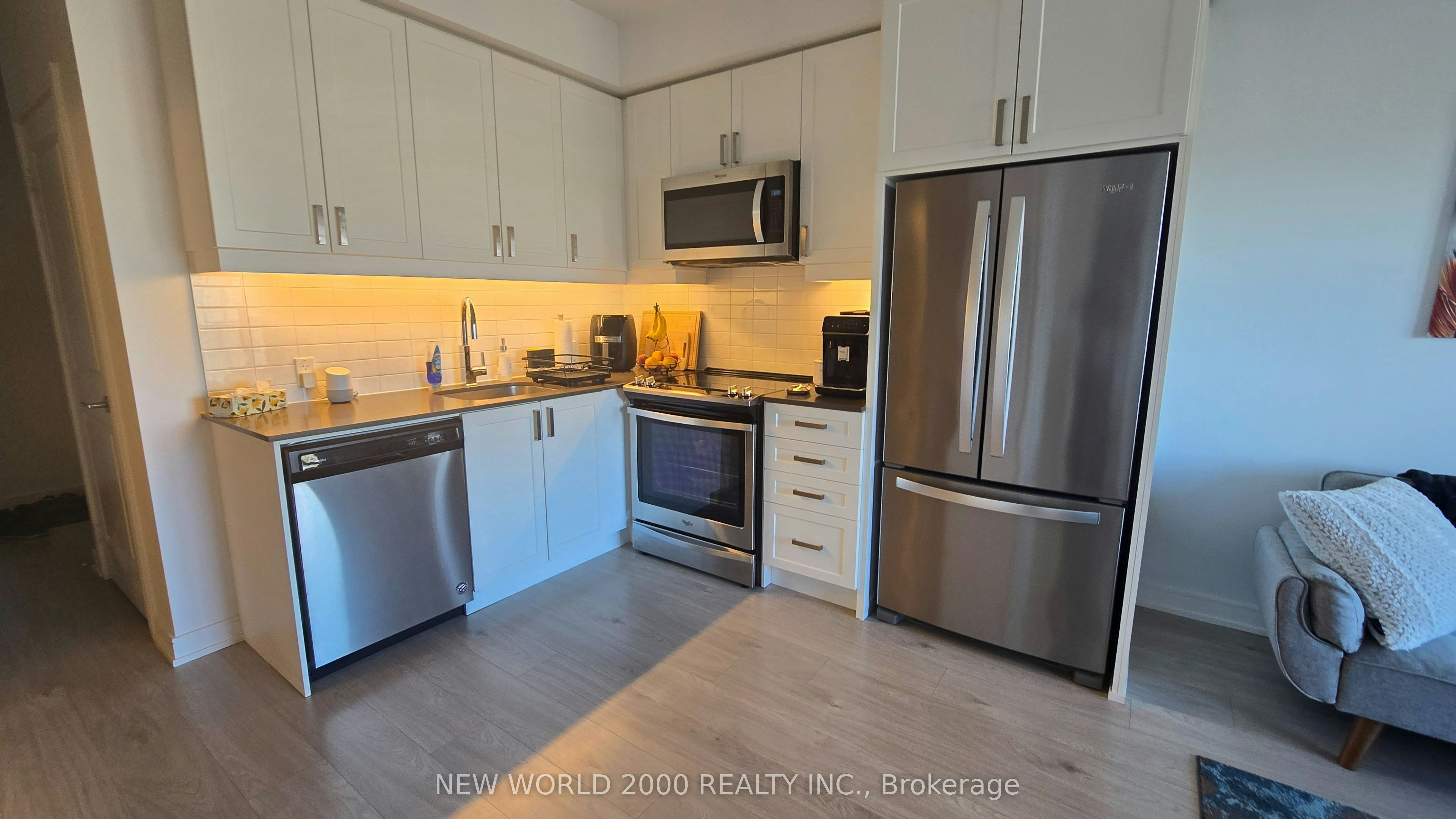 1702-8 Nahani Way, Mississauga, ON, L4Z 0C6 - 4