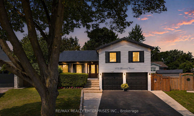 1873 Briarcrook Crescent