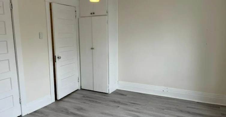 Upper-10 Hibernia Avenue, Toronto, ON, M6N 1E5 - 39